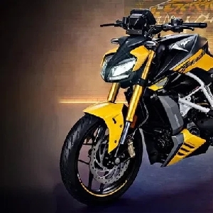 Tvs Apache Rtr Terbaru Meluncur Punya Fitur Unik Ini