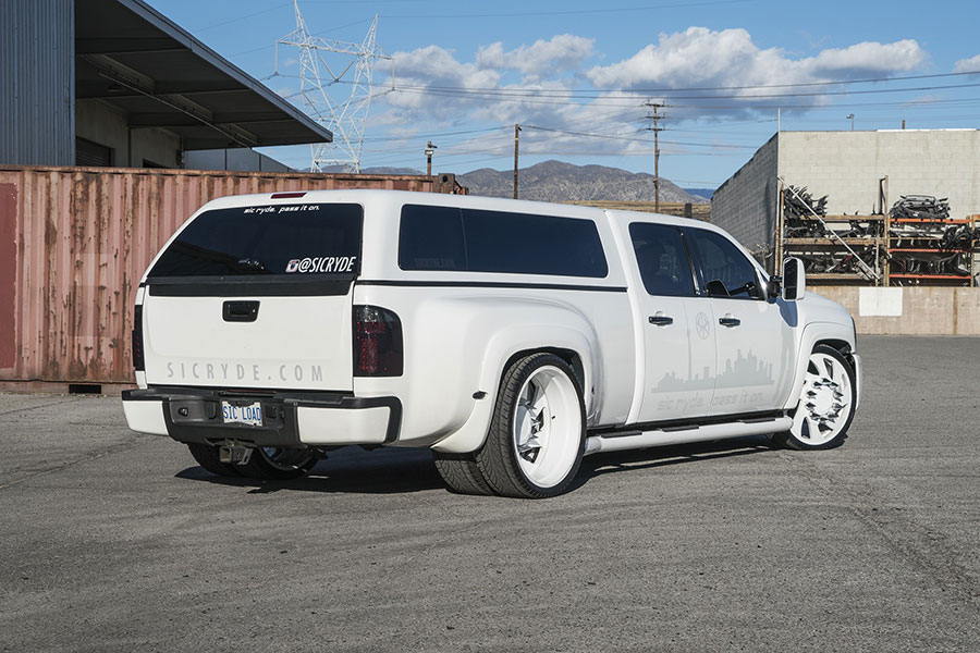 Modifikasi Chevrolet Silverado Double Cabin Stance