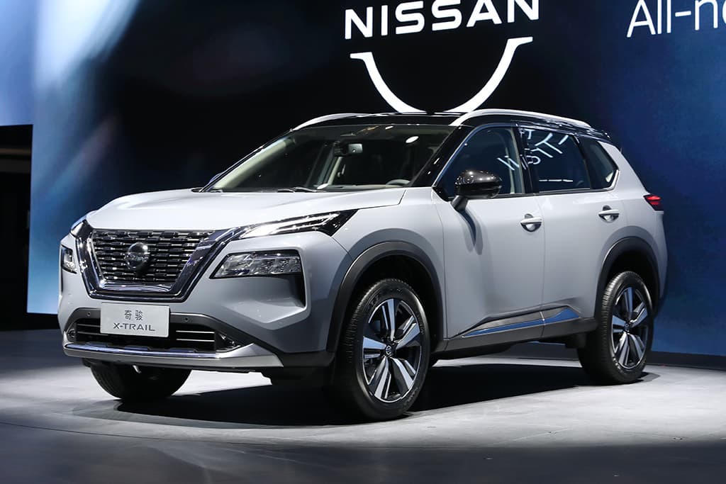 mobil nissan x trail 2022