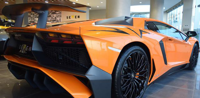 lamborghini aventador sv orange