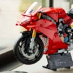 Ducati Panigale V4S Dalam Balutan Balok Lego Technic, Wujudnya Seperti Ini