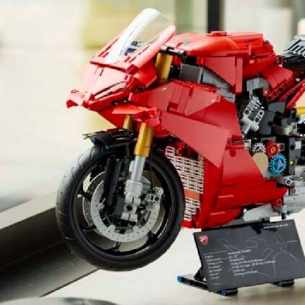 Ducati Panigale V4S Dalam Balutan Balok Lego Technic, Wujudnya Seperti Ini