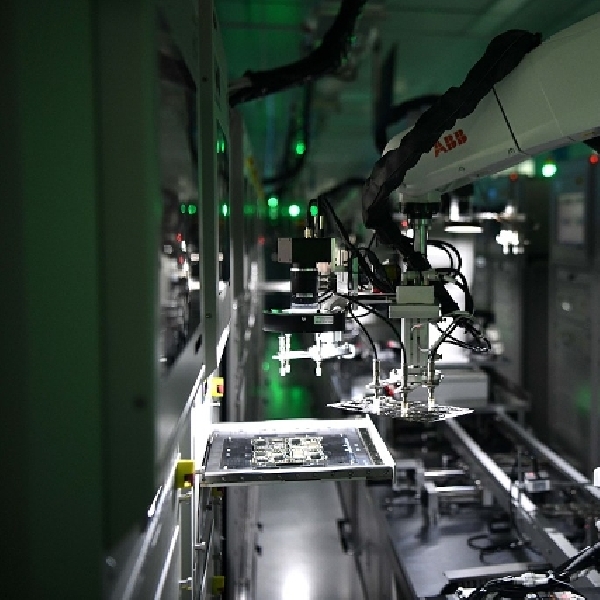 Pabrik Pintar Xiaomi Beroperasi 24 Jam Tanpa Manusia dan Produksi 60 Smartphone per Menit