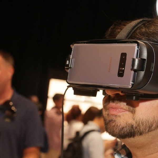 Samsung Ekspansi ke Metaverse, Segera Rilis Perangkat Virtual Reality