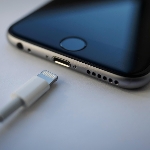 iPhone Akan Gunakan Charging USB-C?