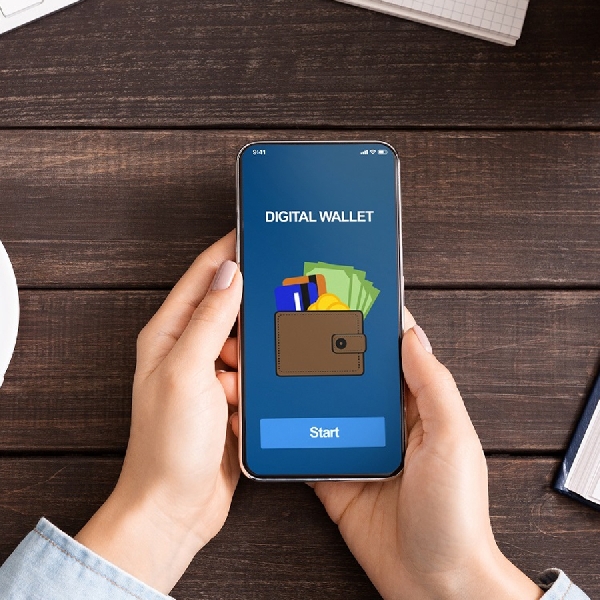 Simak Perbandingan Dompet Digital Berikut Ini