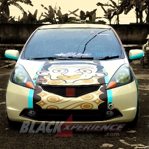 Modifikasi Honda Jazz Full Stiker Animasi - blackxperience.com