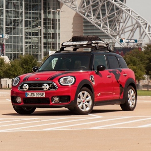 Tiga MINI Countryman Plug-in Hybrid Lakukan Tour Panamericana