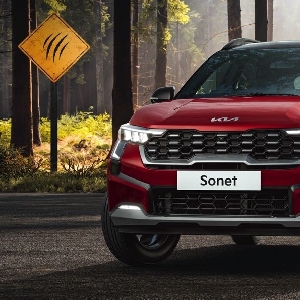 Kia Sonet Facelift Resmi Meluncur, Apa Saja Yang Berubah ...