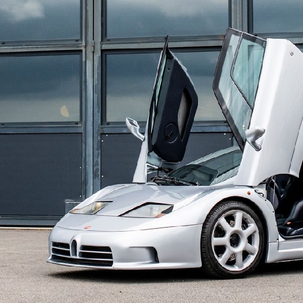 Bugatti EB110 Super Langka Ini Dilelang Dengan Harga Fantastis