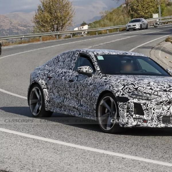 Audi RS5 Terbaru Bakal Gunakan Mesin Plug-In Hybrid?