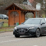 Mercedes-Benz E-Class Bakal Hadir Dalam Versi Limousine, Bakal Seperti Ini?