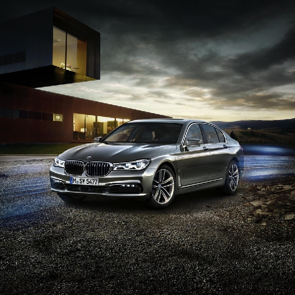 7 Series terbaru adopsi teknologi hybrid