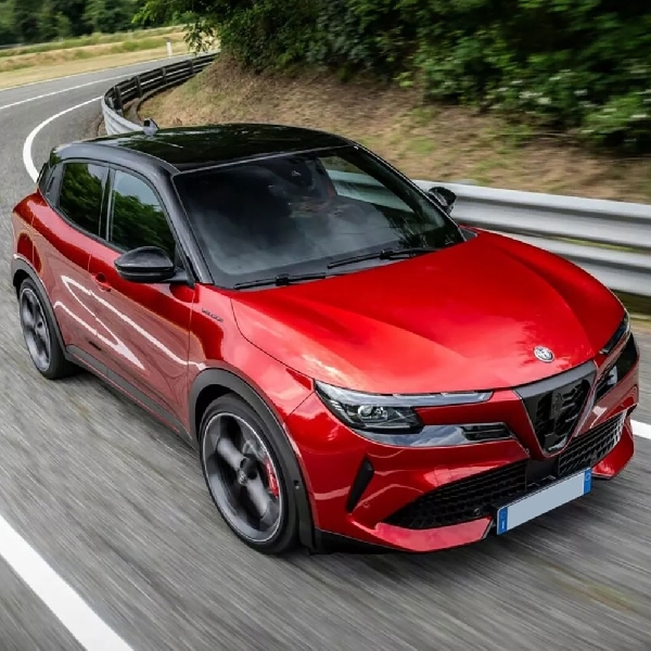 Alfa Romeo Junior EV Kini Hadir di Amerika