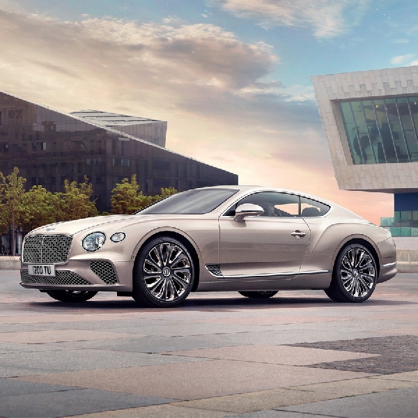 Pinnacle Mewah Terbaru Bernama Bentley Continental GT Mulliner 2021