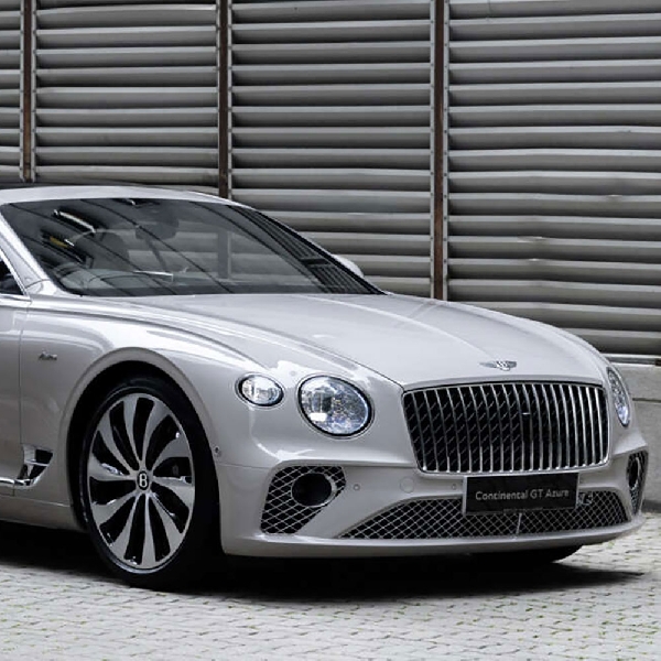 Bentley Continental GT Azure Meluncur di Malaysia