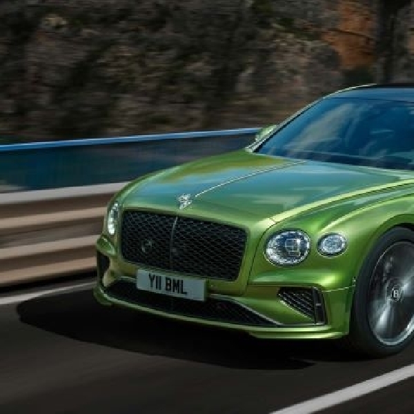 Bentley Flying Spur 2025, Lebih Bertenaga dengan V8 Hybrid Baru