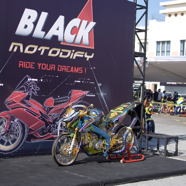 Hiburan Seru Di Black Motodify 2024 Manado, Gak Boleh Kelewatan Nih