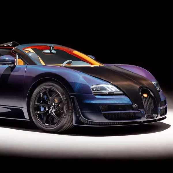 Bugatti Veyron Grand Sport Vitesse Karbon, Sebuah Karya Seni Senilai $3 Juta Dolar AS