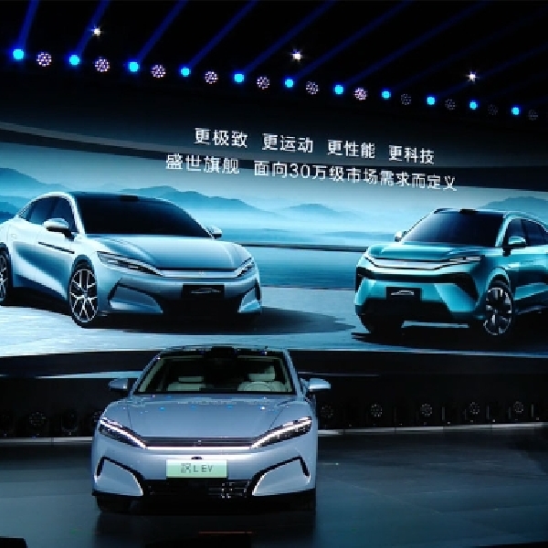 BYD Rilis Dua Mobil Premium Seri Dynasty Bertenaga Buas 1.000 hp