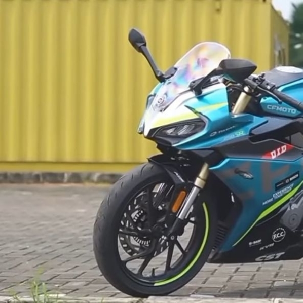 CFMoto 250 SR 2023, Saingan Kawasaki Ninja, Intip Detail dan Speknya