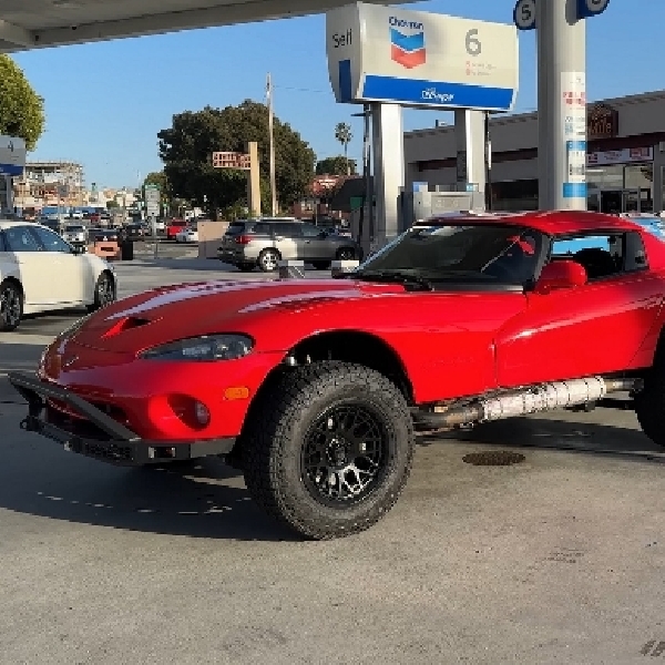 Dodge Viper Jadi Monster Off-road, Berani Diadu Rock-Crawling