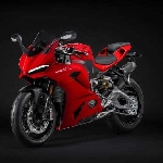 Ducati Panigale V2 dan Streetfighter V2 Tahun 2025 Resmi Mengaspal