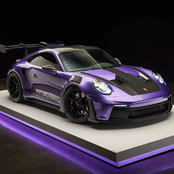 Inilah Tampilan Porsche 911 GT3 RS Berwarna Ungu Viola 