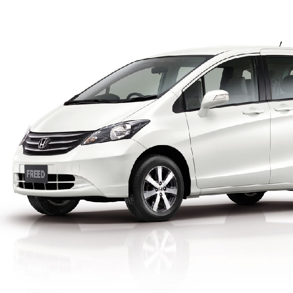 Honda Freed Bermesin Kecil Siap Meluncur di Indonesia