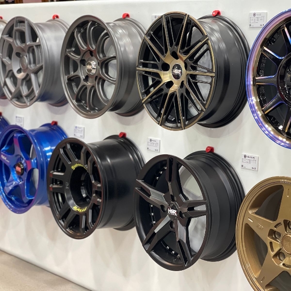 Mau Beli Velg Mobil? HSR Wheels Buka Booth di IIMS 2025, 100 Design Pals!