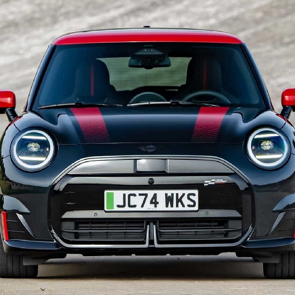 Mini Luncurkan JCW Listrik Pertama, Apa Keunggulannya? 