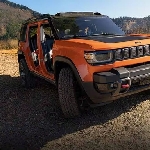 Jeep Recon EV 2025 Tampil Perdana Tanpa Kamuflase, Ungkap Gril Baru