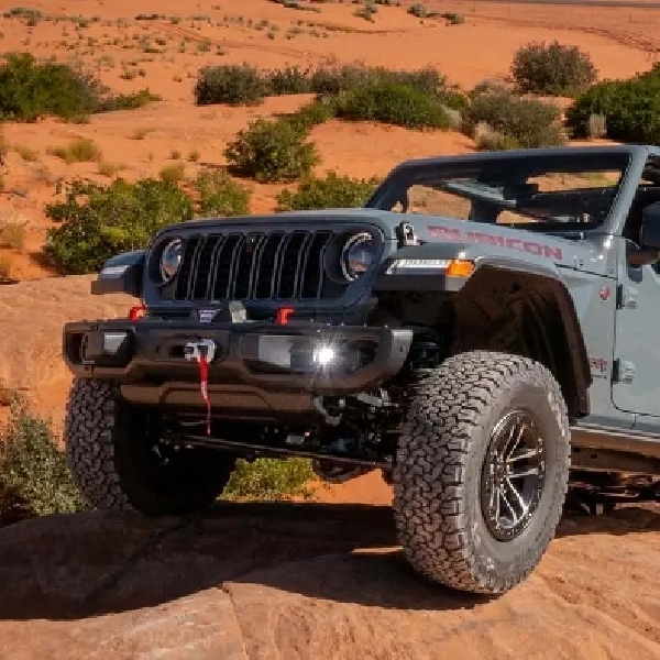 Jeep Wrangler V6 2025 Hanya Ada Varian Manual