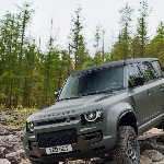 Jaguar Land Rover Recall 2.100 SUV Karena Kebocoran Oli