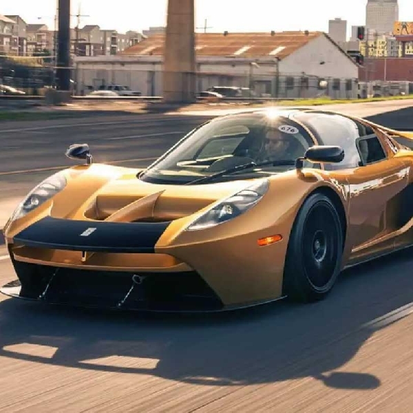 Keren! Supercar Ini Mengadopsi Jok Tengah