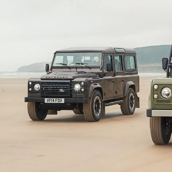 Restorasi Land Rover Defender Classic Yang Dibuat Modern, Jadinya Seperti Ini