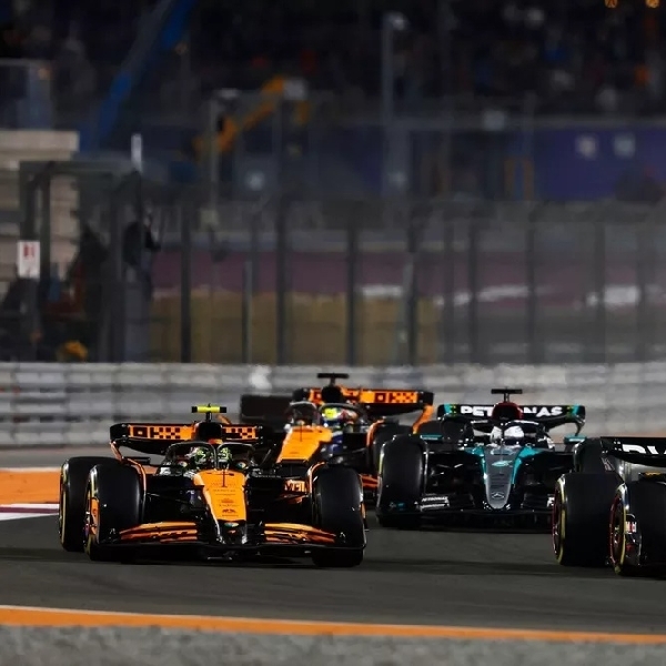 F1: Max Verstappen Menangi Balapan Utama GP Qatar Yang Penuh Drama