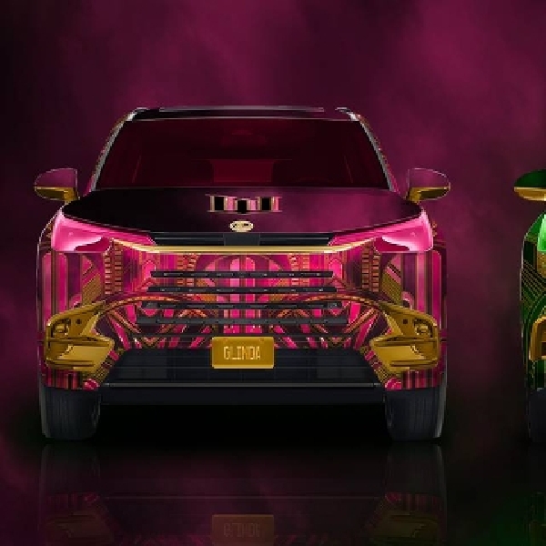 Lexus TX Tampil Spesial dengan Warna Cerah Ala Art Deco