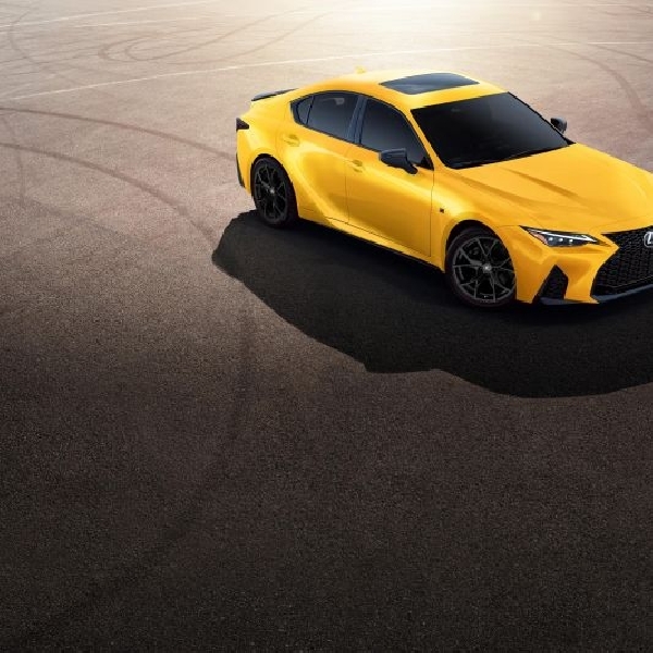 Lexus IS 500 Edisi Khusus Meluncur dengan Mesin V8