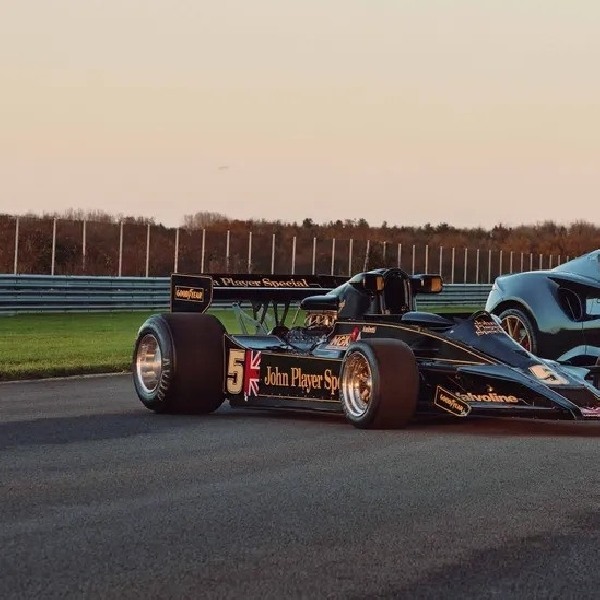 Inilah Lotus Emira Edisi Spesial Terinspirasi Mobil F1 Legendaris Ini