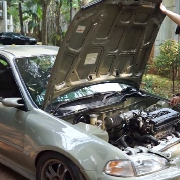 Gabung 2 Mesin, Honda Civic Estilo Ini Gimana Spek dan Tenaganya?