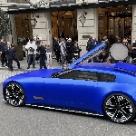 Jaguar Type 00 Bikin Kejutan di Paris Fashion Week