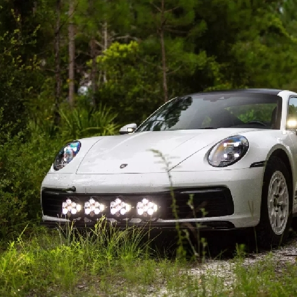 Modifikasi Porsche 911 Ala Off-Roader Dakar, Tetap Elegan Saat Bertualang