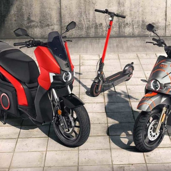 Produksi Sepeda Motor Listrik Pertama SEAT Dimulai: SEAT MO E-Scooter 125