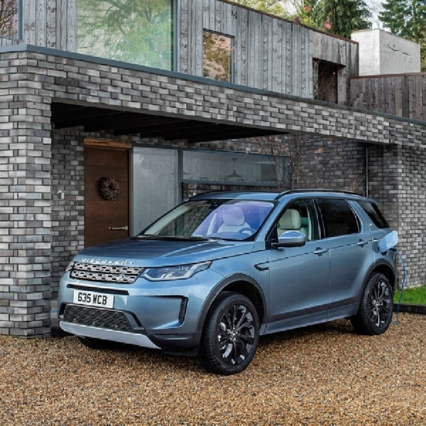 Land Rover Rilis Discovery Sport dan Evoque plug-in hybrid