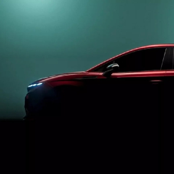 Teaser Perdana Skoda Enyaq 2025 Ungkap Fasia Depan Baru 