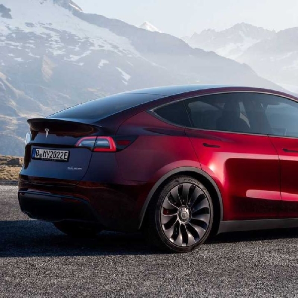 Tesla Siapkan Model Y Dengan Format “Six Seater”?