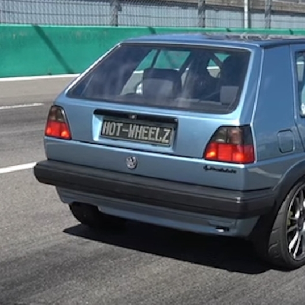 VW Golf Mk2 Tembus 10 Detik di 402 Meter?