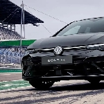 VW Golf R 2025 Tawarkan Tenaga Lebih Besar dan Paket Black Edition Baru