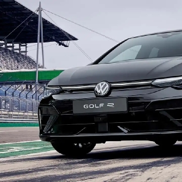 VW Golf R 2025 Tawarkan Tenaga Lebih Besar dan Paket Black Edition Baru